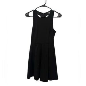 Lulu’s Coveted Curated Collected LBD Black Cocktail Dress Sz XS Pleated Mini.